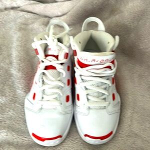 Youth size 5 Nike Air.  Light used.